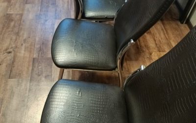 Продам стулья 3 штуки б/у (экокожа) товары
